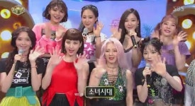 인기가요 소녀시대 홀리데이,올나이트 완벽 퍼포먼스+물오른 미모 과시 데뷔 10주년 자축 막내 서현 미모는?