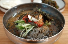 9·10월 강원도 평창 봉평메밀꽃 환상! 평창효석문화제 외 펜션 맛집이 많은 흥정·금당계곡과 오대산월정사 전나무숲길·소금강오토캠핑장도... 