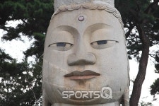 부처님 오신 날 충청남도에서 가볼만한 절은? 걷기코스 '솔바람길' 있는 공주마곡사, 서산개심사,계룡산동학사,대웅전이 국보인 예산수덕사 등... 
