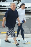 [포토Q] 김형석-서진호 부부 다정하게 손 잡고 투표하러 왔어요 ( 6. 13 지방선거 )