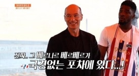 [이슈Q] 베르나르 베르베르, 국경없는 포차서 드러낸 한국 사랑...알랭 드 보통까지 눈길