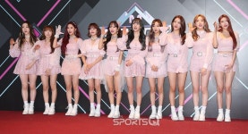 [포토Q] 우주소녀 핑크빛의 우주소녀들 (엠카운트다운 사전 리허설)