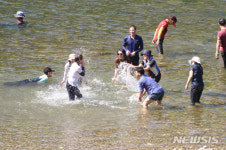 강원도 홍천의 가볼만한 곳 팔봉산관광지 3월1일 재개장! 팔봉산등산코스 전망 좋고 근처 홍천강에 오토캠핑장과 펜션 즐비하고 한우맛집도 유혹