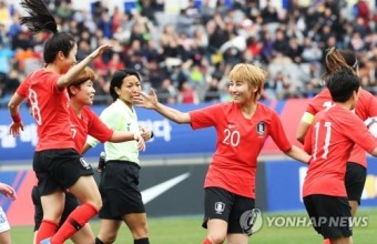 [여자축구 국가대표 평가전] 최다관중 속 짙은 아쉬움? 여민지, 희망 쐈다!
