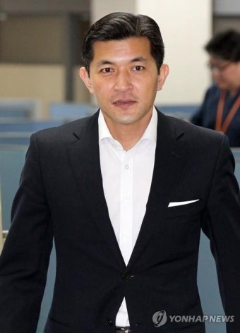 홍정욱 딸 마약 논란에… 홍정욱 아버지 영화배우 남궁원까지 강제 소환