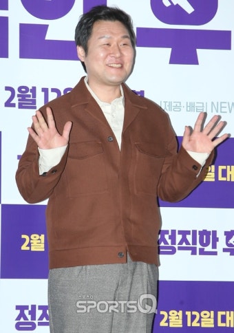 [포토Q] 윤경호 '푸근함이 넘치는 미소'