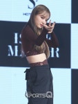 메이나스포츠 | [포토Q] 핫이슈 형신 '시크하게 손하트'