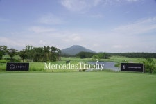 한성모터스 특별한 골프대회, 홀인원시 벤츠 신형 C300 행운을!