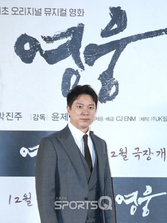 [포토Q] 정성화 '대체불가한 영화 '영웅'의 주인공'