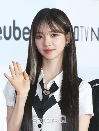 [포토Q] 에스파 카리나 '뉴 헤어 컬러'