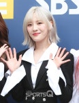 문시윤헤어톡 | [포토Q] 빌리 문수아 '눈이 부셔'