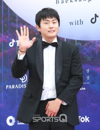 [포토Q] 기안84 '턱시도로 말끔하게'