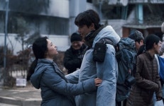 압도적 완성도 콘크리트 유토피아, 텐트폴 화려한 대미 [SQ현장]