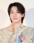 [포토Q] 원우 캐럿들에게 하트