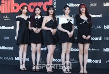 [포토Q] 피프티피프티 '5인조 완전체 첫 등장'