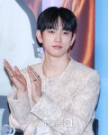 [포토Q] 박진영 '하이파이브를 짝짝!'