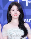 [포토Q] 아이유 미소에 반하네