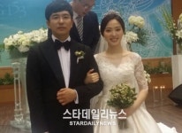 [단독] '당구여신' 차유람 결혼 본식사진 공개, 오늘(20일) 이지성 작가와 백년가약