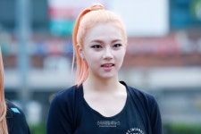 [S포토+] 투아이즈 다은, 눈빛이 매력이다은 (뮤직뱅크 출근길)