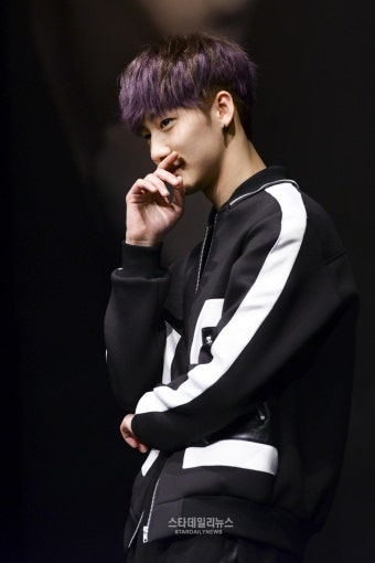 [S포토+] 크나큰 김지훈, '느낌 있는 포즈' (KNK 쇼케이스)