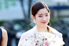 [S영상] 트와이스 뮤직뱅크 컴백 출근, 뮤직비디오에서 튀어 나온 듯