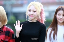 [S포토+] 브레이브걸스 은지, 딸기바닐라 아이스크림 헤어스타일 (뮤직뱅크 출근길)