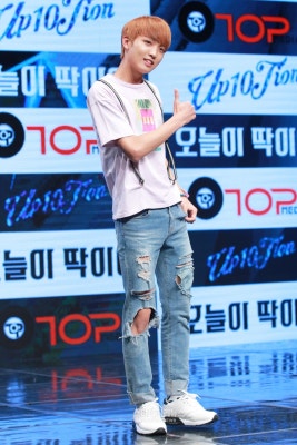 [S포토+] 업텐션 선율, '선율 음색 따봉' | 포토뉴스