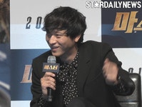 [S움짤] 강동원, 동원님 웃음 치신다 (마스터)