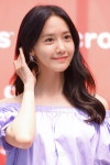 [S포토+] 소녀시대 윤아, 귀걸이도 예쁘죠? (크록스)