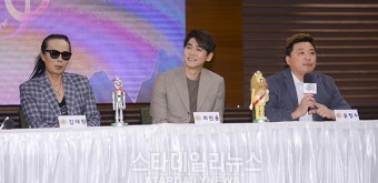 [S영상] 윤정수, '김태원 수발, 어머니 3년 모셔서 어렵지 않았다' (오지의 마법사 제작발표회)