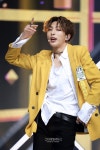 [S포토+] 비아이지 희도, 팬 향한 눈부신 댄스 (Simpley K-POP)