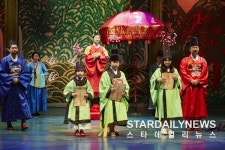 역사인물 체험 연극 세종, 인재를 뽑다, 다양한 이벤트 펼쳐