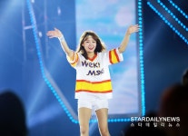 [S포토] 위키미키 최유정, 와~~ 퇴근시간이댕~ (2017 INK 콘서트)