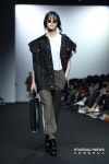 [S포토] 아티스트의 라이프스타일 추구하는 ul:kin 패션쇼 LOOK 30 (서울패션위크)