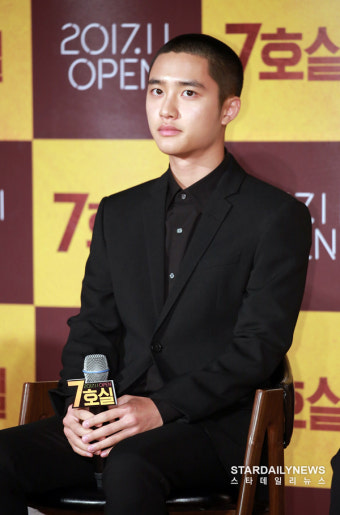 [S톡] 도경수, '남자 선배' '브로케미' '11월' 흥행 공식 만들까