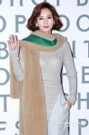[S포토] 김남주, 기품이 느껴지는 손인사 (분더샵)
