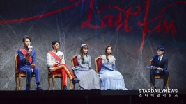 [S포토] 카이-정택운-김소향-민경아, 주역들의 인터뷰 시간 (더 라스트 키스 프레스콜)