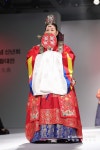 [S포토] 결혼식장 가는 설레는 발걸음~  (김혜순 한복패션쇼)