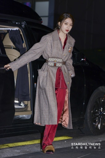 [S포토] 소녀시대 수영, '내가 연 문은 내가 닫는다' (구찌)