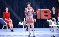 [S포토] 사하르 잰드 BBC월드와이드 리포터, 강연 순서가 왔어요 (MBN Y포럼)