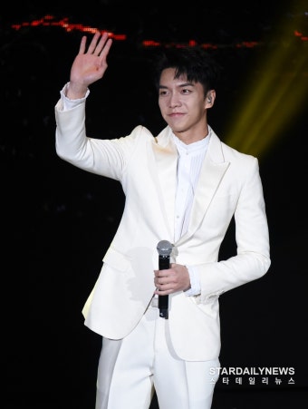 [S포토] 이승기, '또 만나요 타이완' (대만 팬미팅)