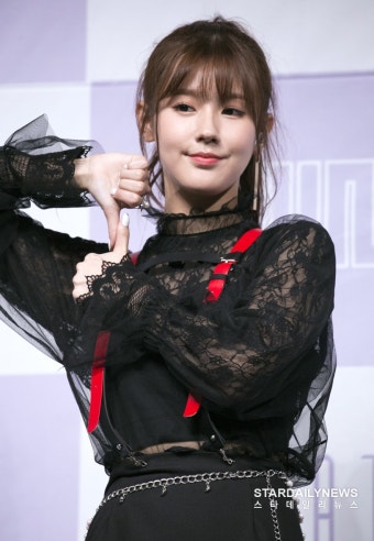 [S포토] (여자)아이들 미연, '요래도 예쁘고' (쇼케이스)