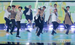 [S포토] 펜타곤, 리리리 자로 끝나는 말은 머머리 빛나리 (쇼챔피언)