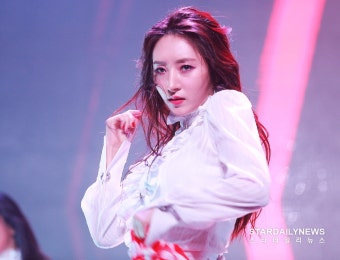 [S포토] 드림캐쳐 수아, '수아 눈빛은 끝내줘요' (쇼케이스)