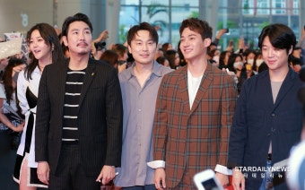 [S포토] 강승현-조진웅-서현우-정가람-정준원, '조진웅팀 등장' (독전)
