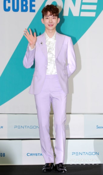 [S포토] 조권, '큐브에서 함께 하는 조권' (유나이티드큐브원)
