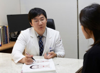 지긋지긋한 피부 불청객, 여드름 치료는?