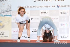[S포토] 드립걸즈 조수연-김정현, '대체불가 개그우먼들~' (부산국제코미디페스티벌)