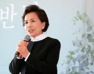 [S포토] 이미자, 한국 가요계의 앞날을 걱정하는 여왕님 (신곡발표회)