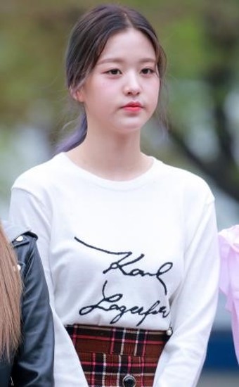 [S포토] 아이즈원(IZONE) 장원영, '청초한 일빵이' (뮤직뱅크 출근길)